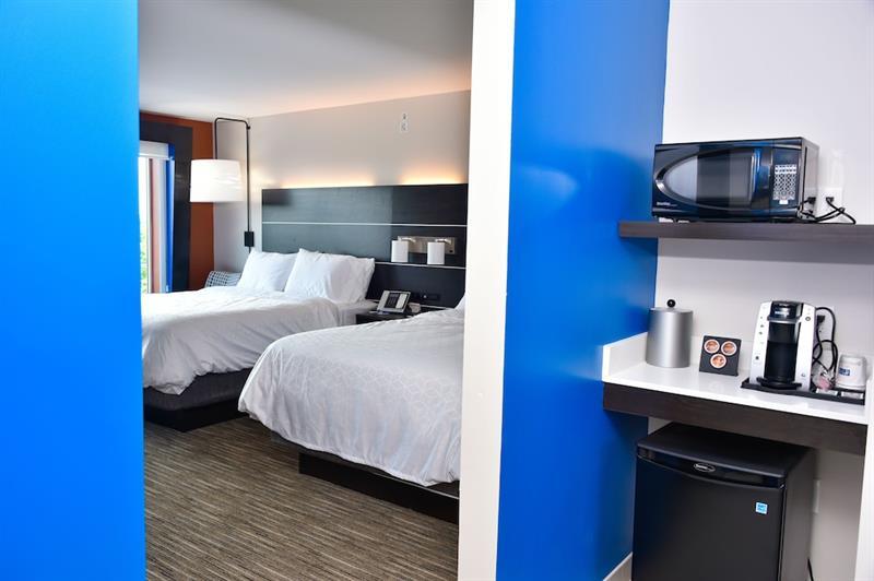 Holiday Inn Express & Suites - Bensenville - O'Hare By Ihg Exterior photo