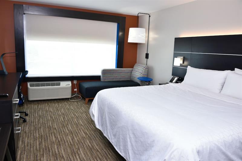 Holiday Inn Express & Suites - Bensenville - O'Hare By Ihg Exterior photo